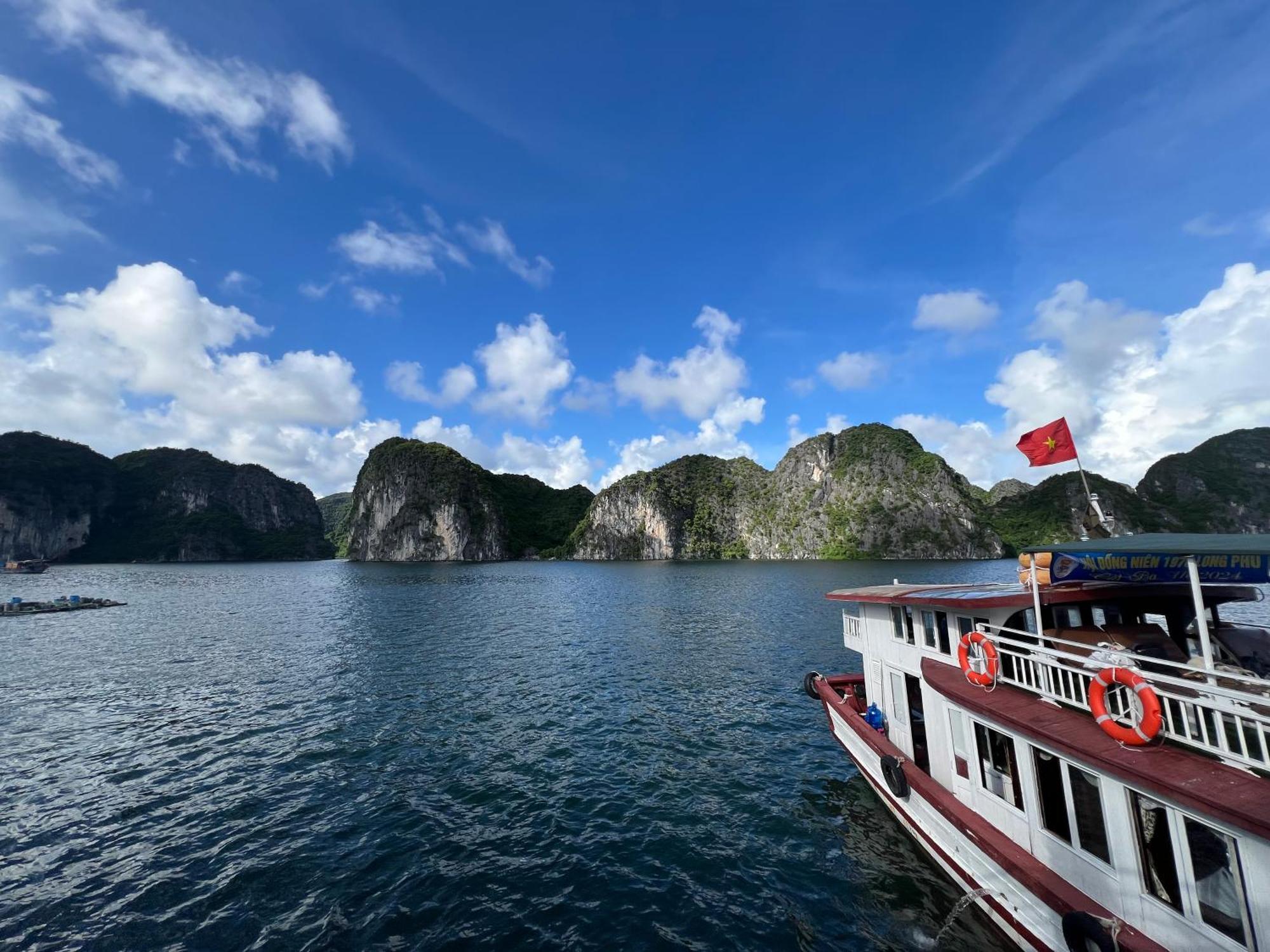 Mb Central Hotel Cat Ba Island Exterior foto