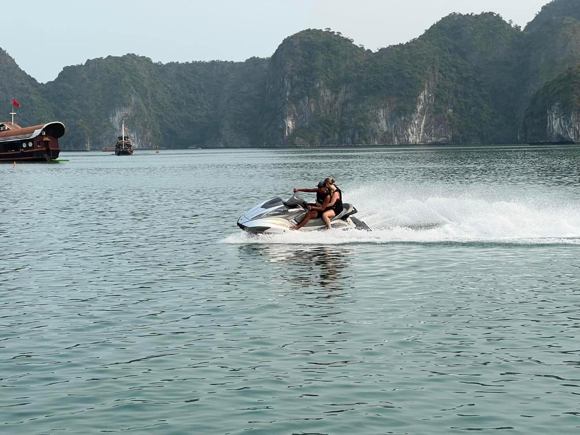 Mb Central Hotel Cat Ba Island Exterior foto