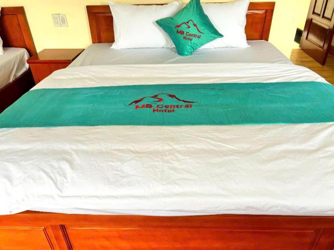 Mb Central Hotel Cat Ba Island Exterior foto